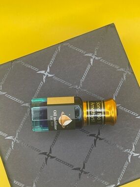 Designer Scent Oil Bottle - Amethyst by bond No 9